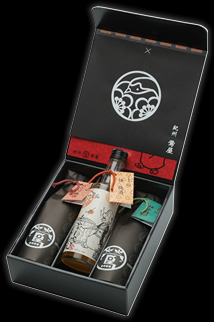The original Uguisu-ya box 3 x 300ml bottle